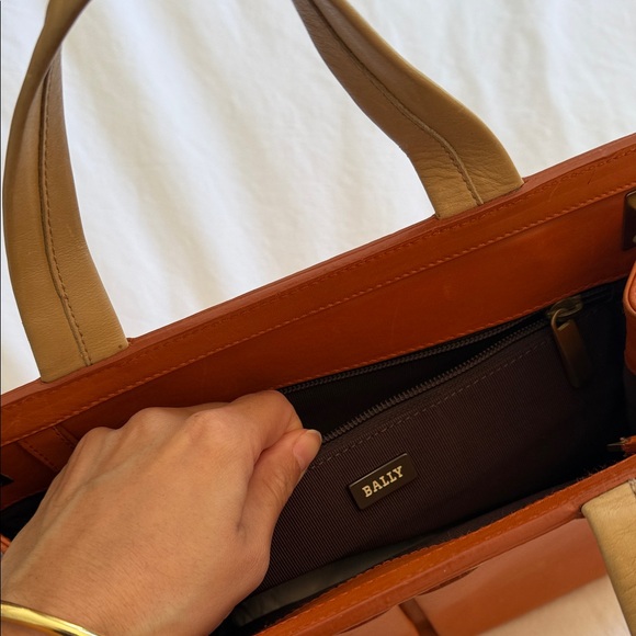 Bally Orange Leather Handbag - Picture 3 of 5